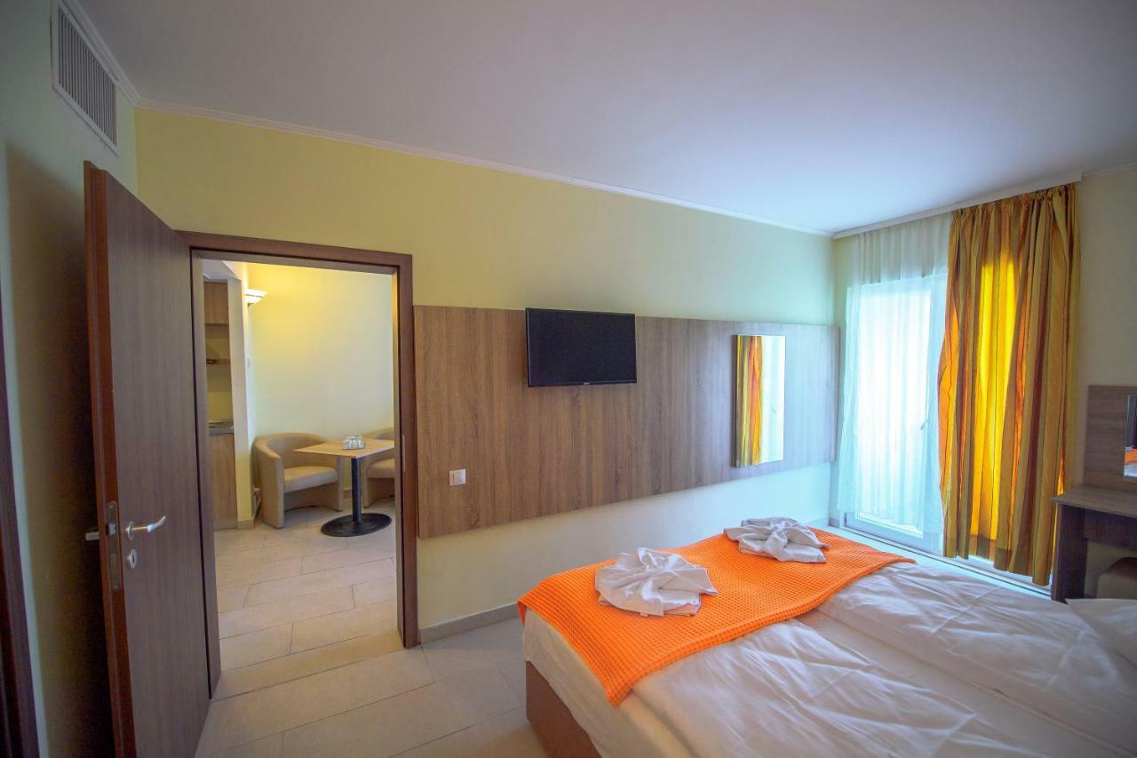Hotel Piccadilly Mamaia Exterior foto