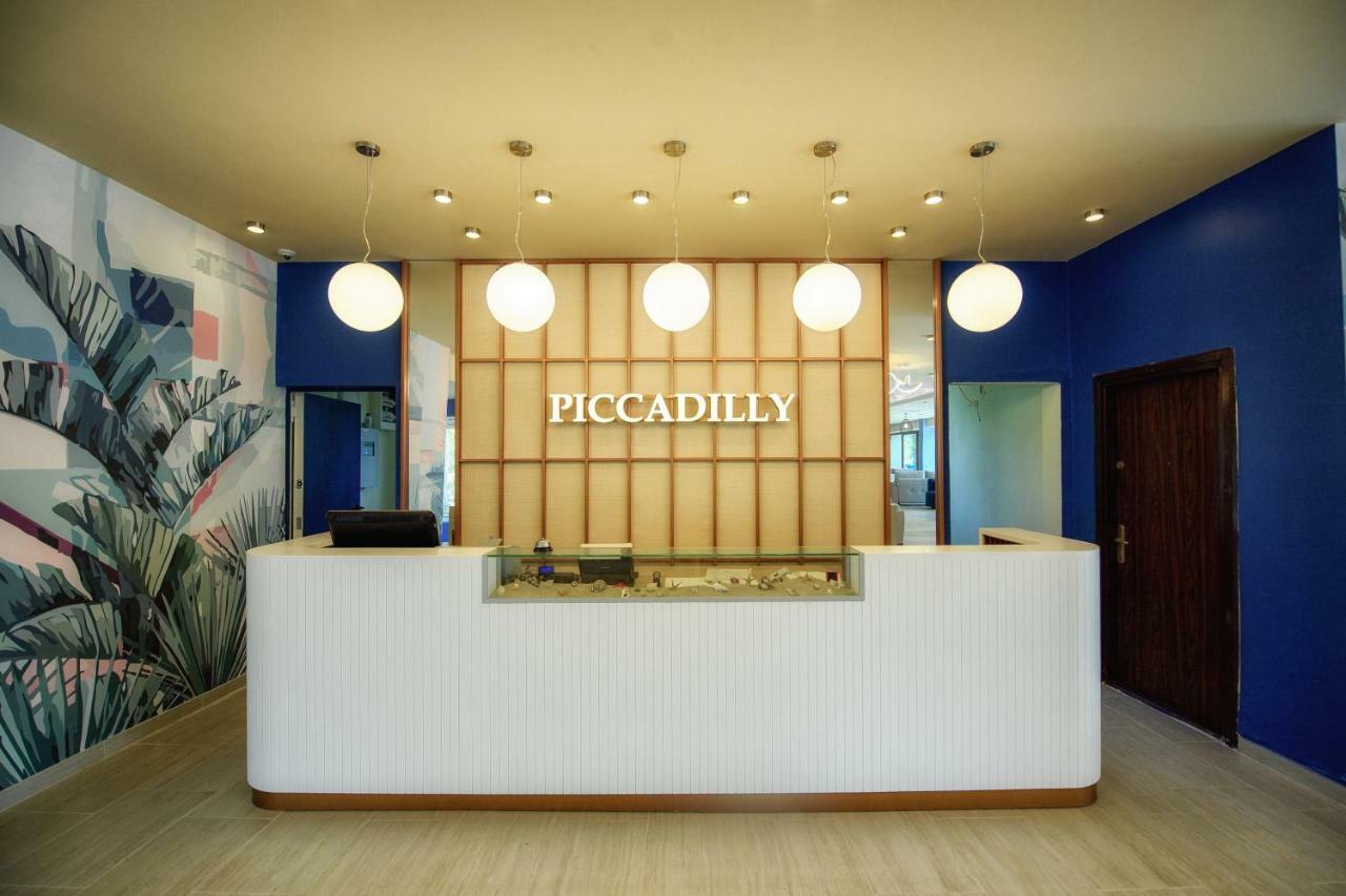 Hotel Piccadilly Mamaia Exterior foto