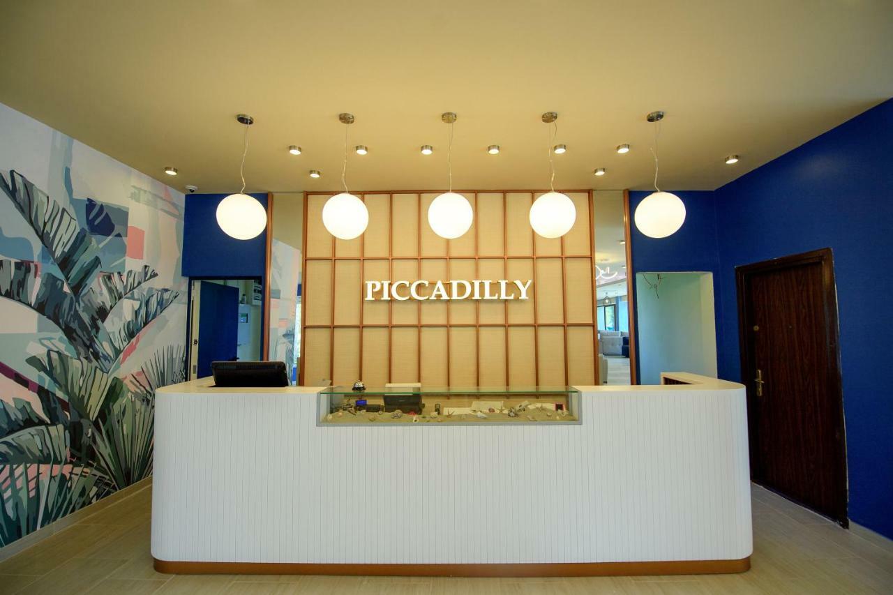 Hotel Piccadilly Mamaia Exterior foto