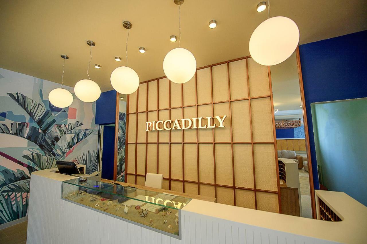 Hotel Piccadilly Mamaia Exterior foto